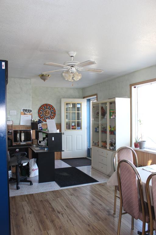 Youngstown Raval Paradise Motel And Rv Park المظهر الخارجي الصورة